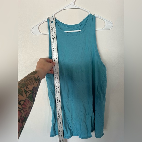 Lululemon Blue High Neck Tank Top Size 10 - Picture 2 of 4
